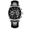 Reloj Deportivo Elegante para Hombres en Negro y Dorado con 3 Esferas