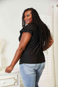 Blusa Premium Eyelet Tie-Neck – Elegancia y Feminidad en Cada Detalle